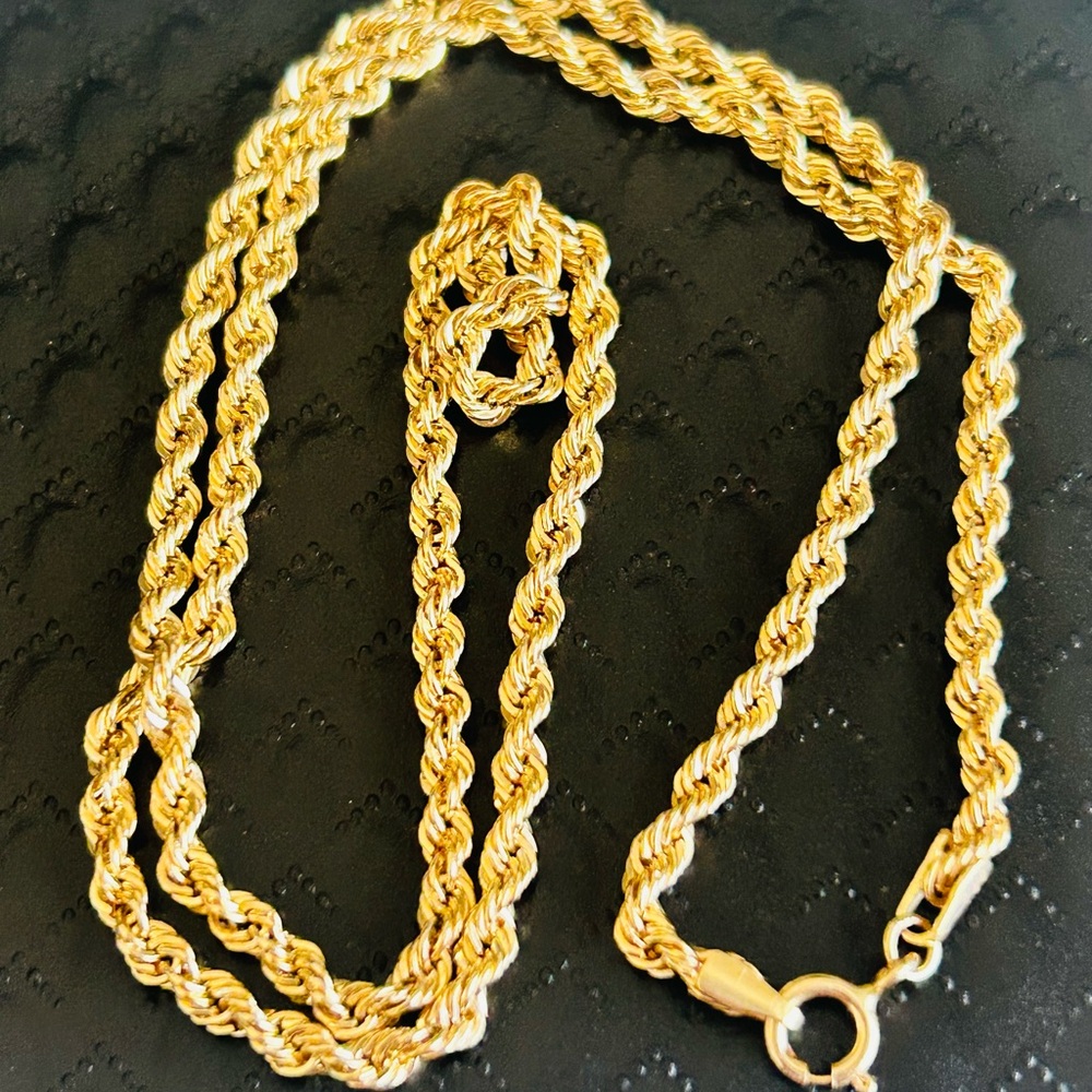 18K Gold Rope Chain Necklace